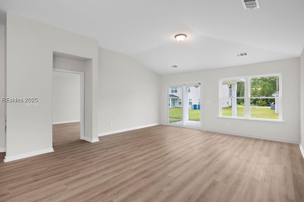 197 Founders Walk