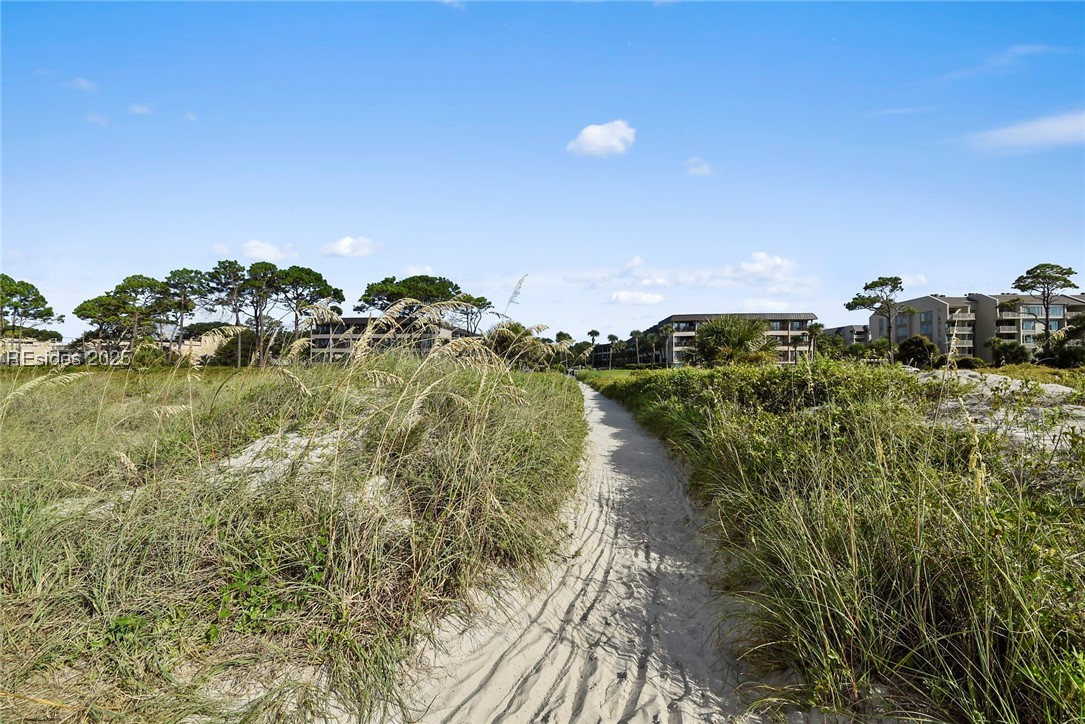 23 S Forest Beach Unit: 235