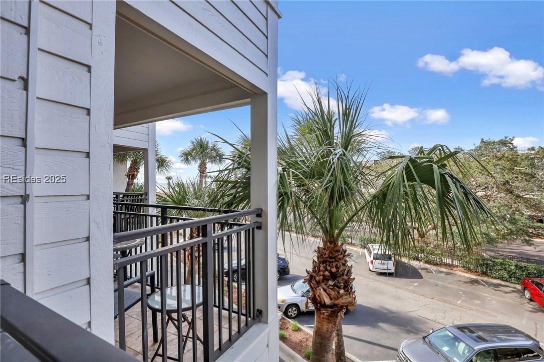 23 S Forest Beach Unit: 235