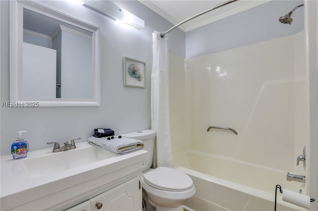 23 S Forest Beach Unit: 235