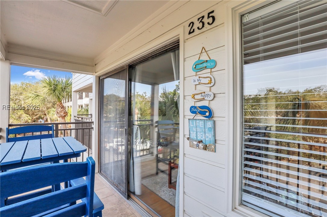 23 S Forest Beach Unit: 235