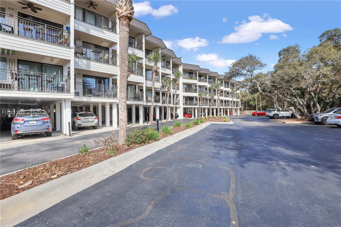 23 S Forest Beach Unit: 235