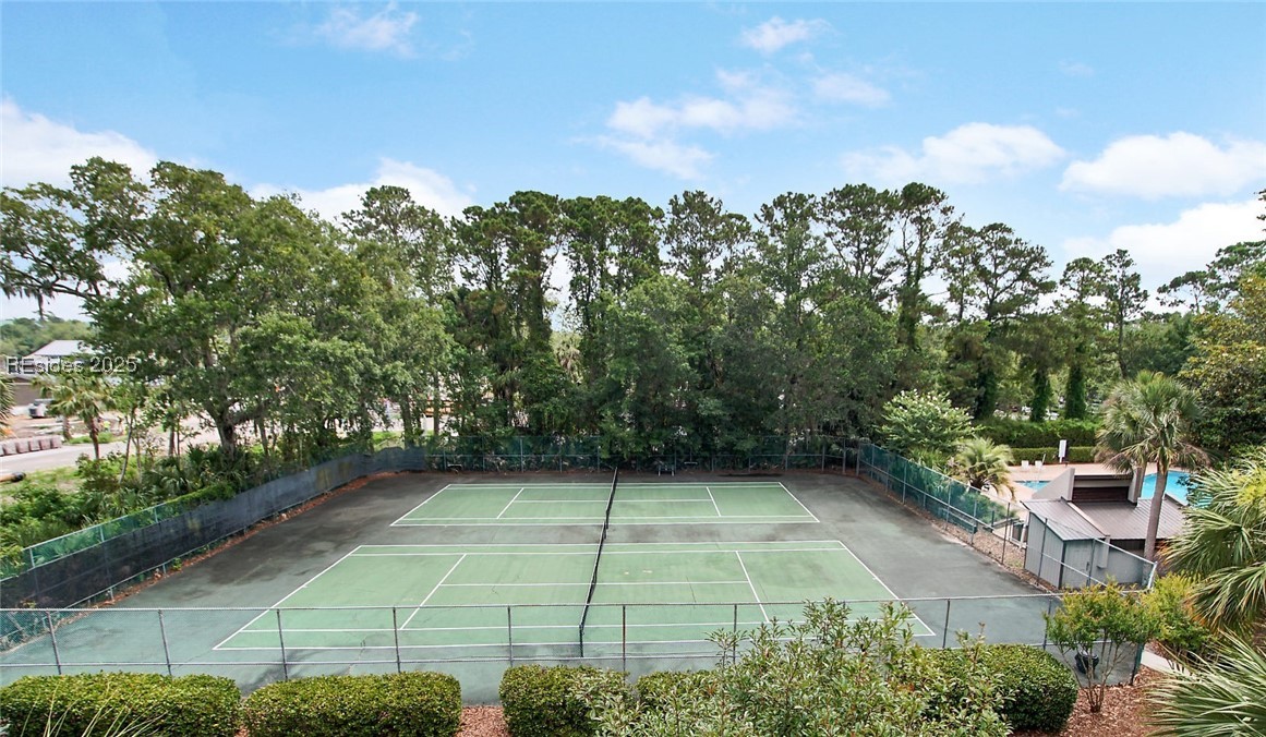 23 S Forest Beach Unit: 235