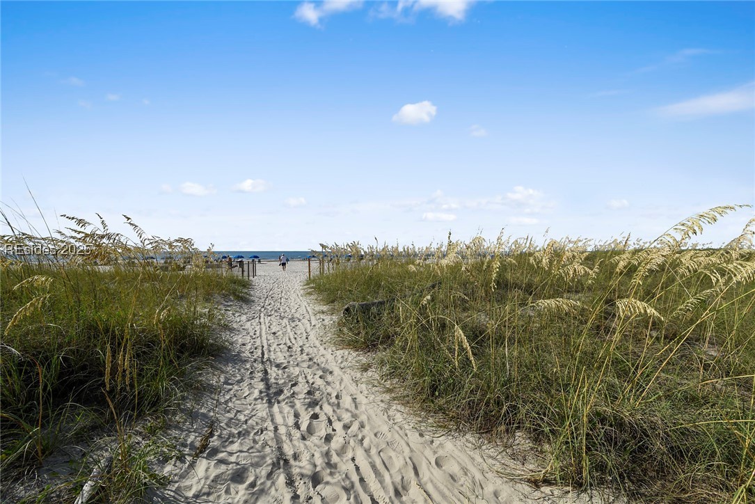 23 S Forest Beach Unit: 235