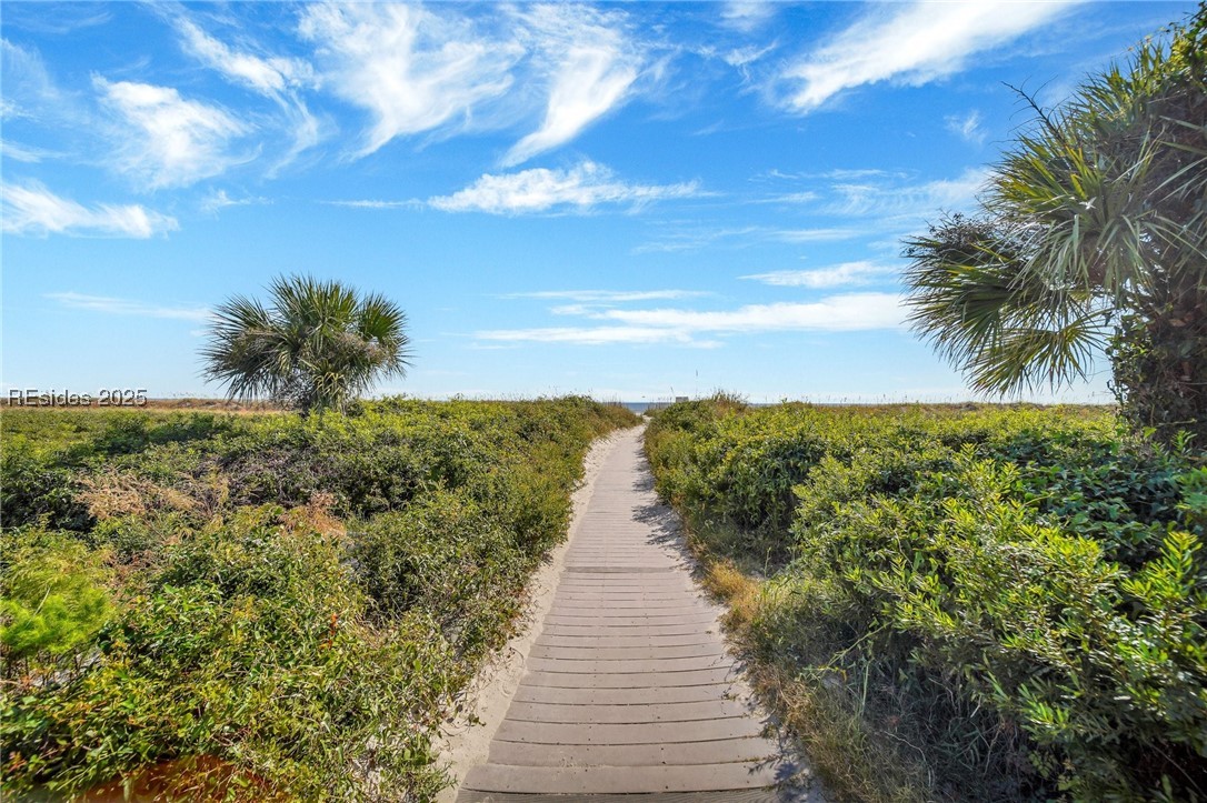 23 S Forest Beach Unit: 235