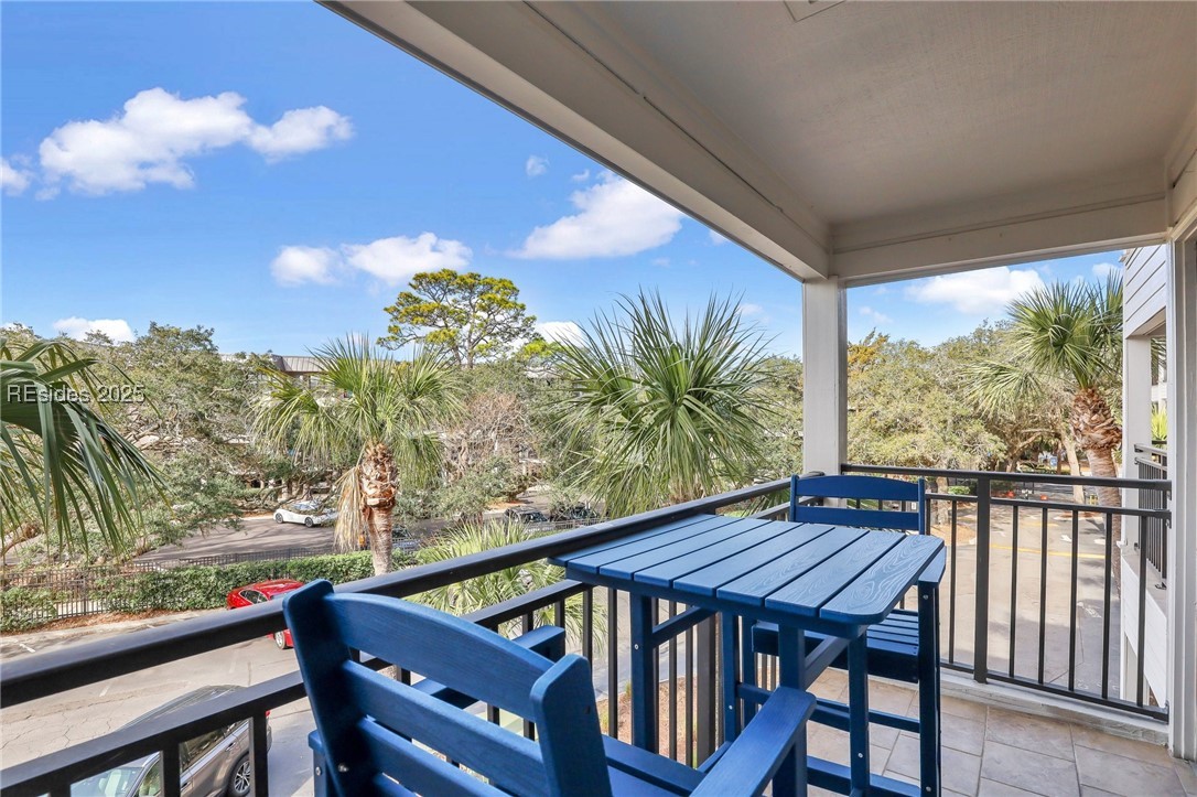 23 S Forest Beach Unit: 235