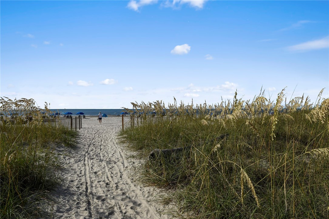 23 S Forest Beach Unit: 235