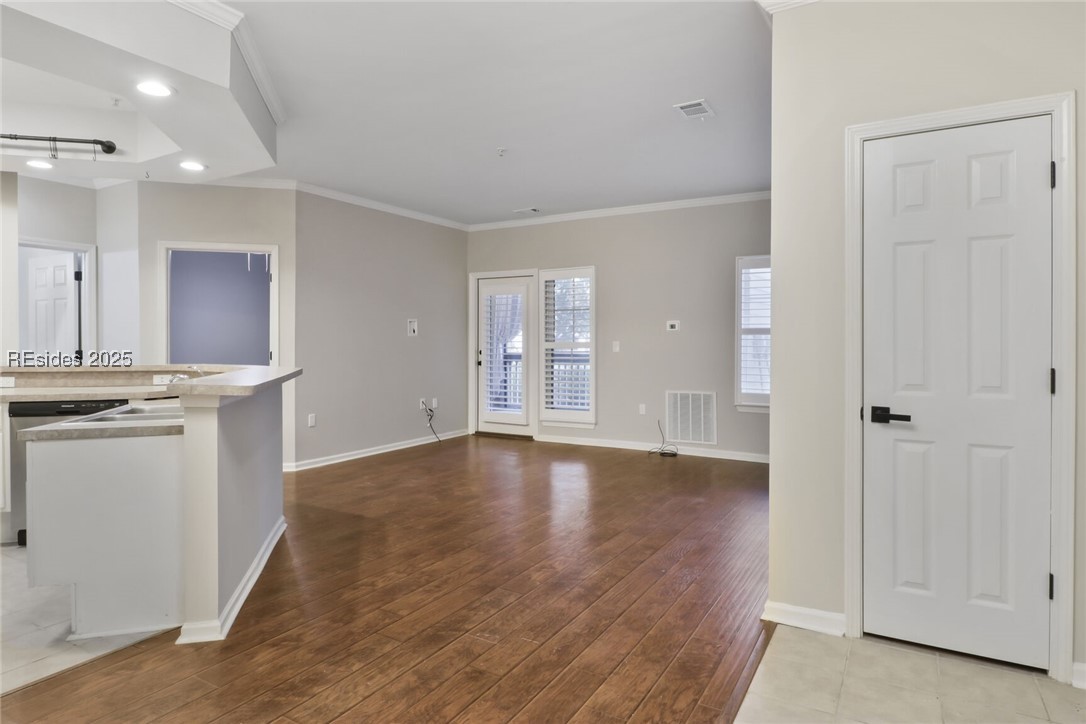 380 Marshland Road Unit: C15