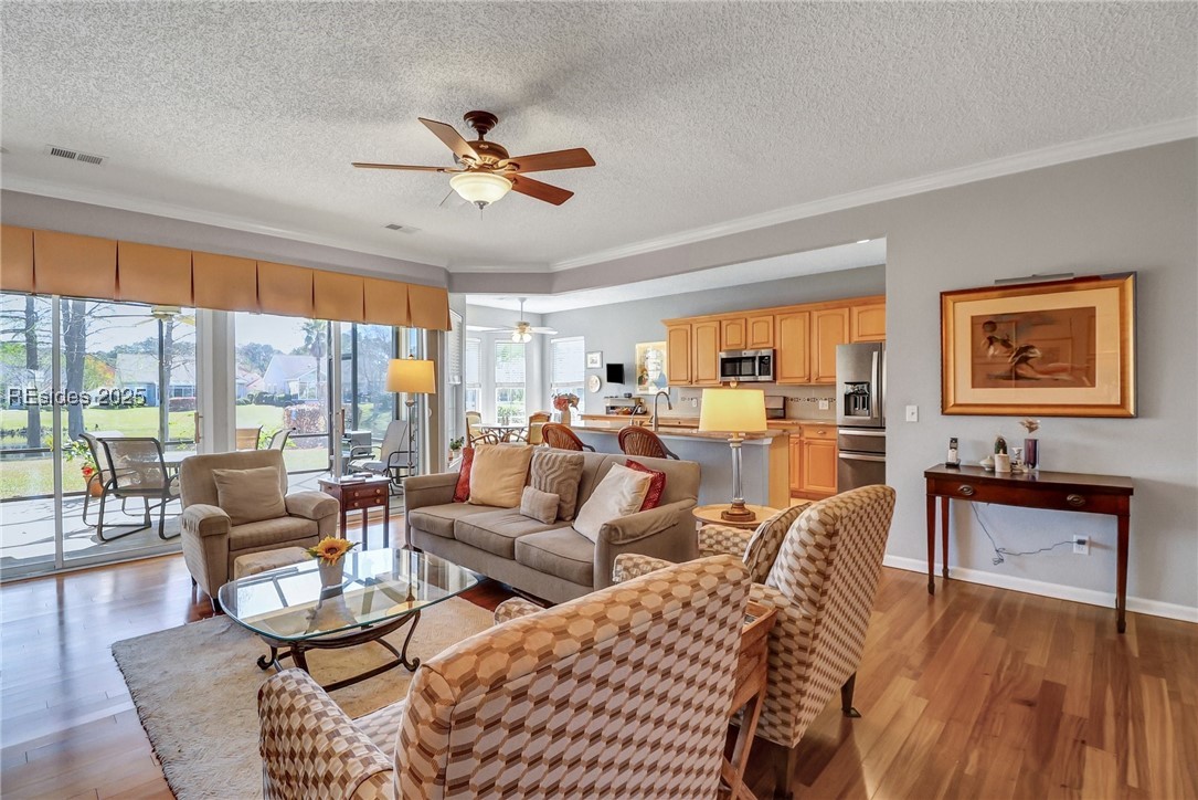 14 Dawn Sky Court
