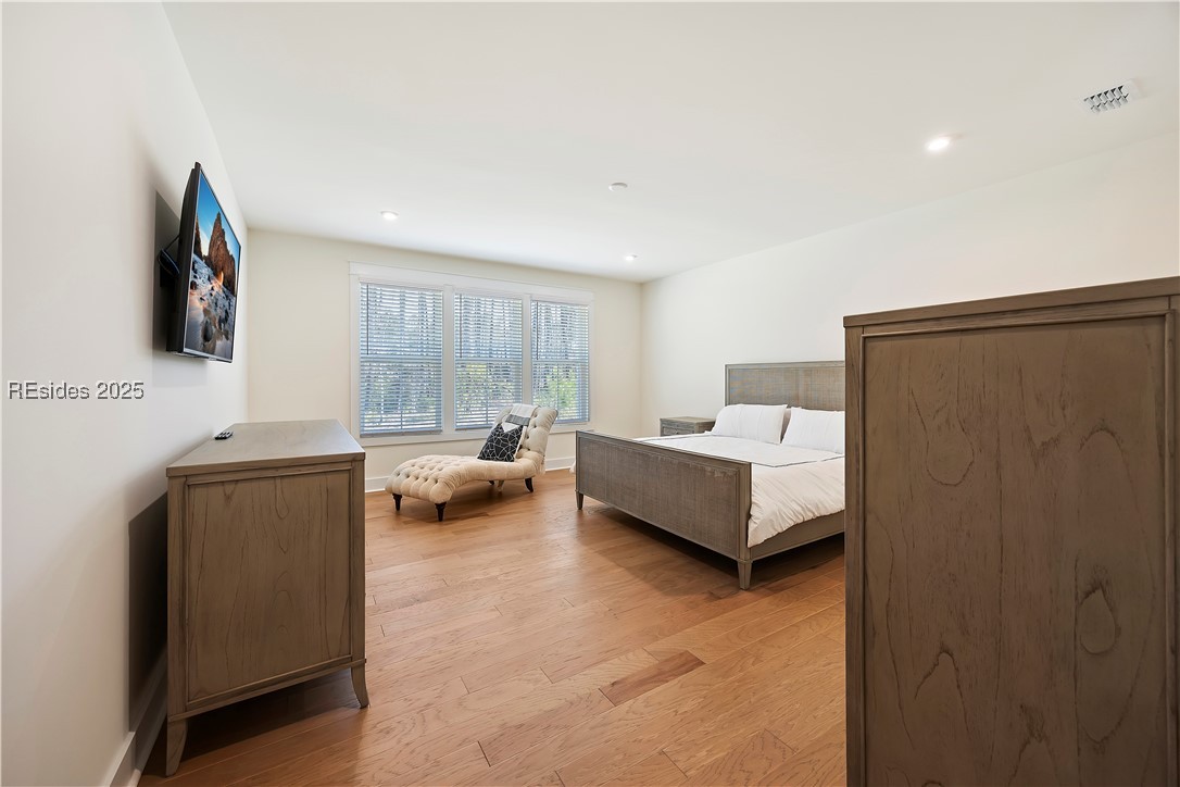 120 Carolina Oaks Avenue