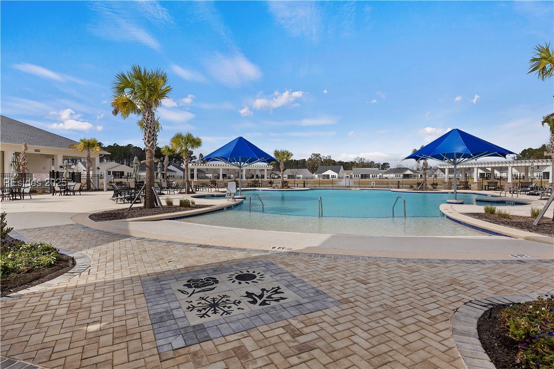 120 Carolina Oaks Avenue