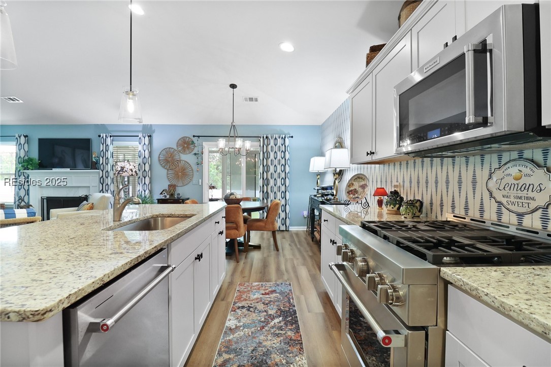 3 Windsor Boulevard