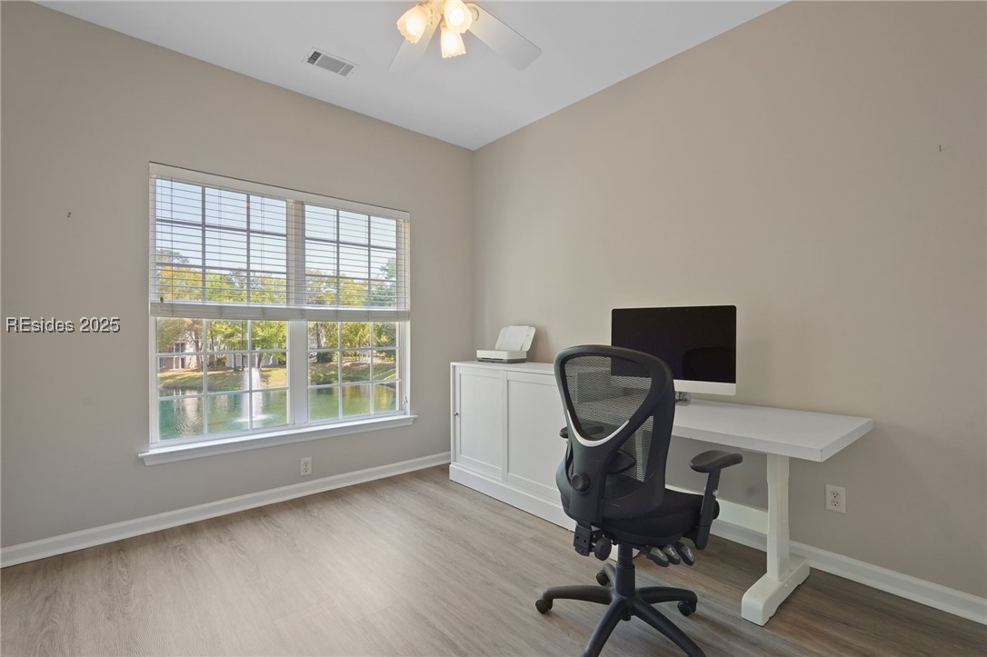 10 Victoria Square Crossing