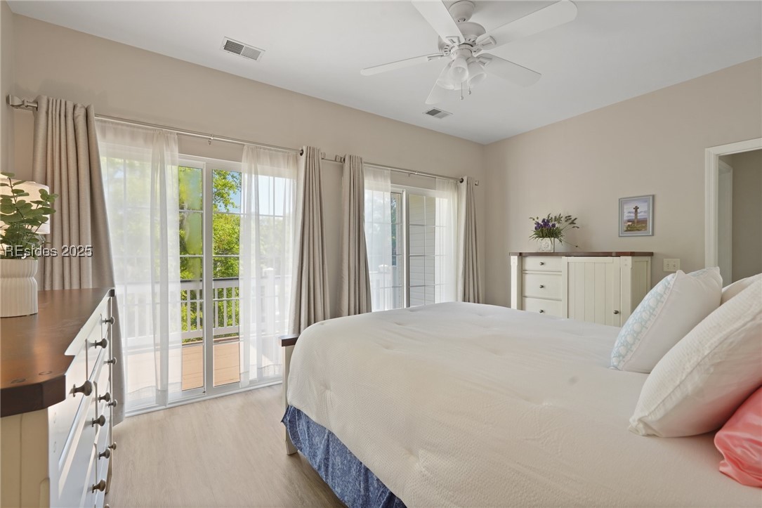 10 Victoria Square Crossing