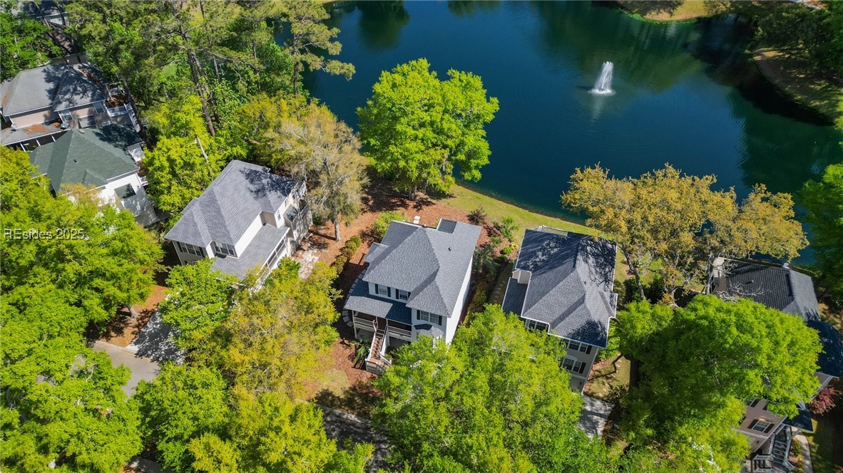 10 Victoria Square Crossing