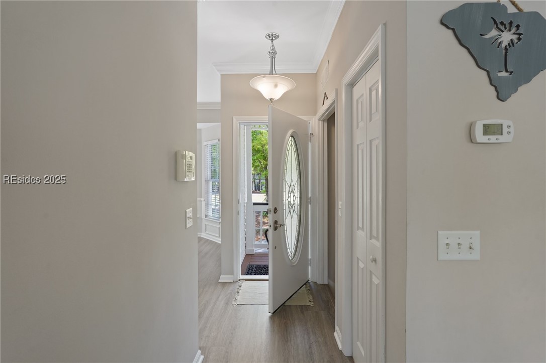 10 Victoria Square Crossing