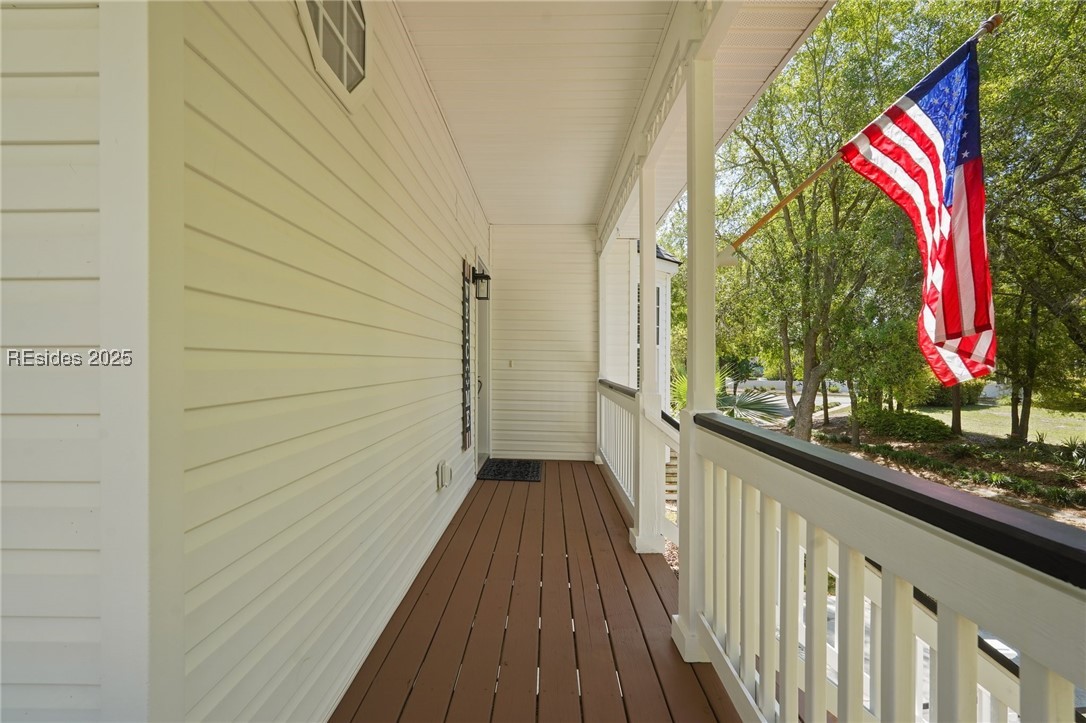 10 Victoria Square Crossing