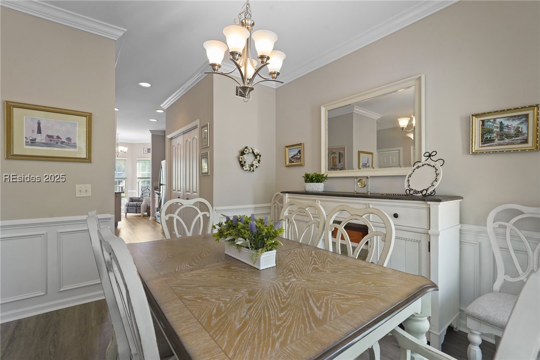 10 Victoria Square Crossing