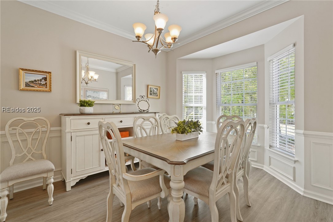 10 Victoria Square Crossing