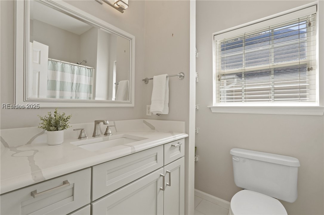 10 Victoria Square Crossing