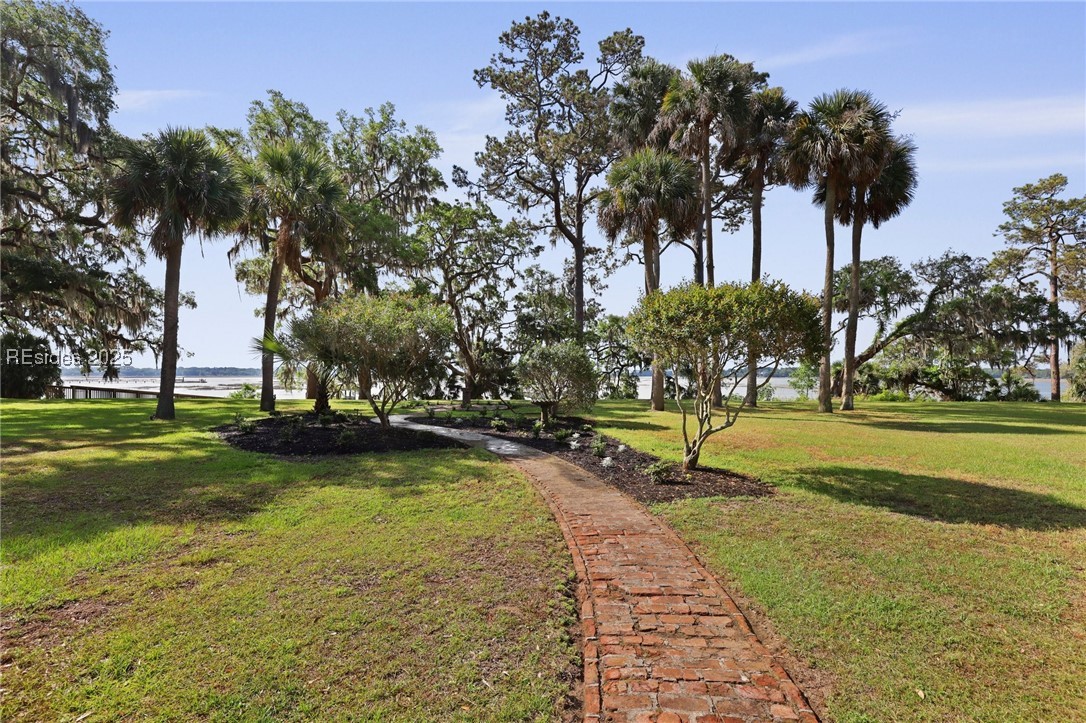 66 Pinckney Boulevard