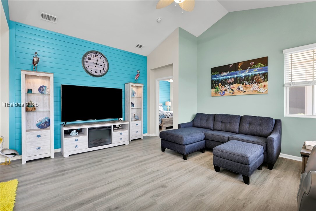 146 Sandbar Ln Unit: 102