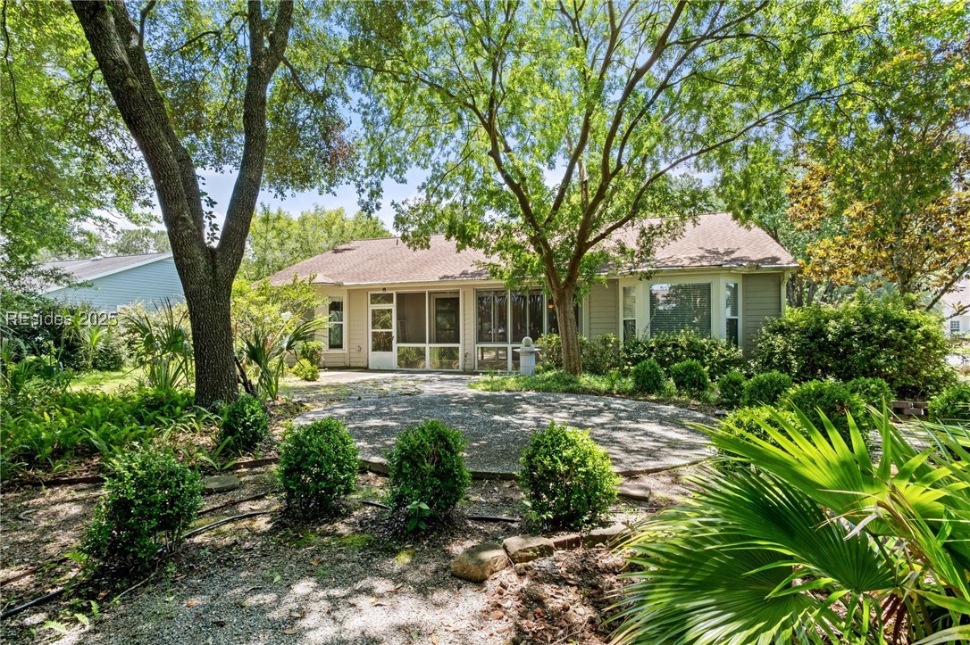 140 Robert E Lee Ln