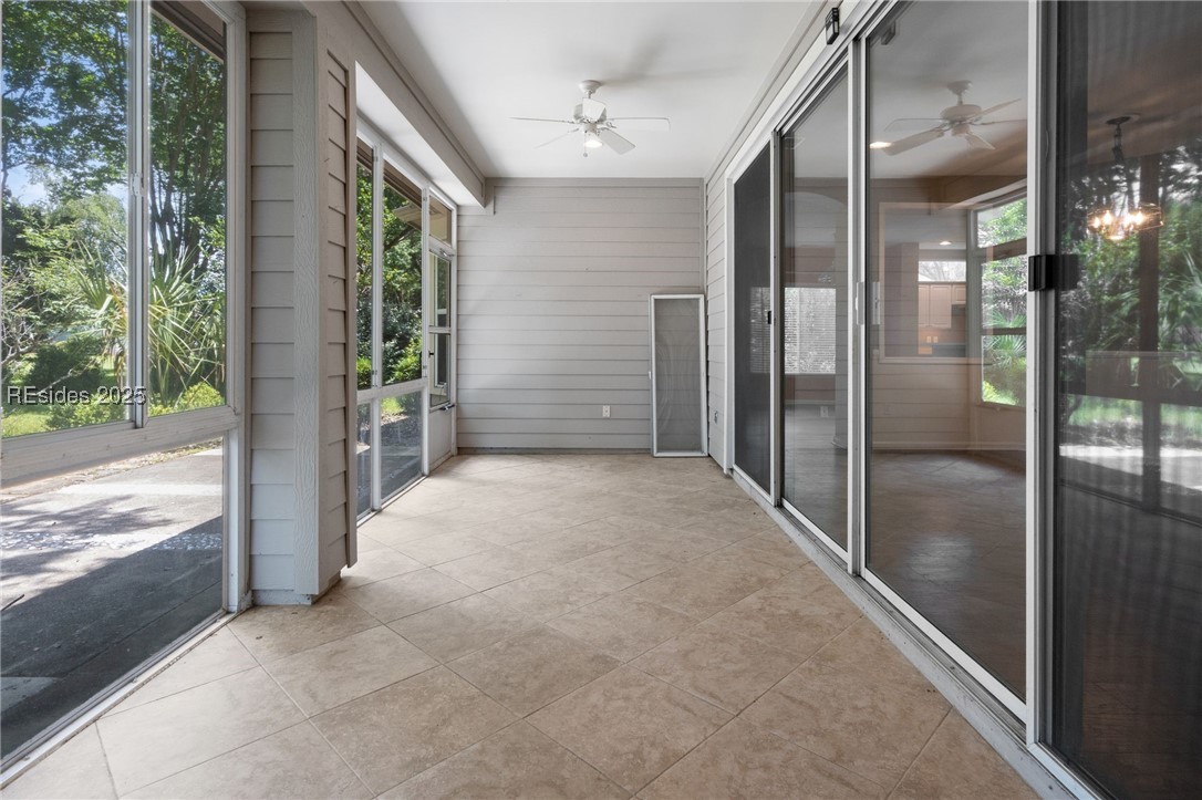 140 Robert E Lee Ln