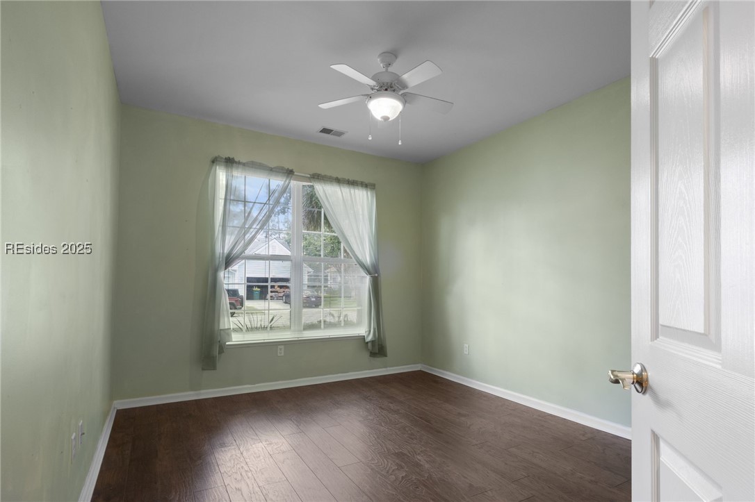 140 Robert E Lee Ln