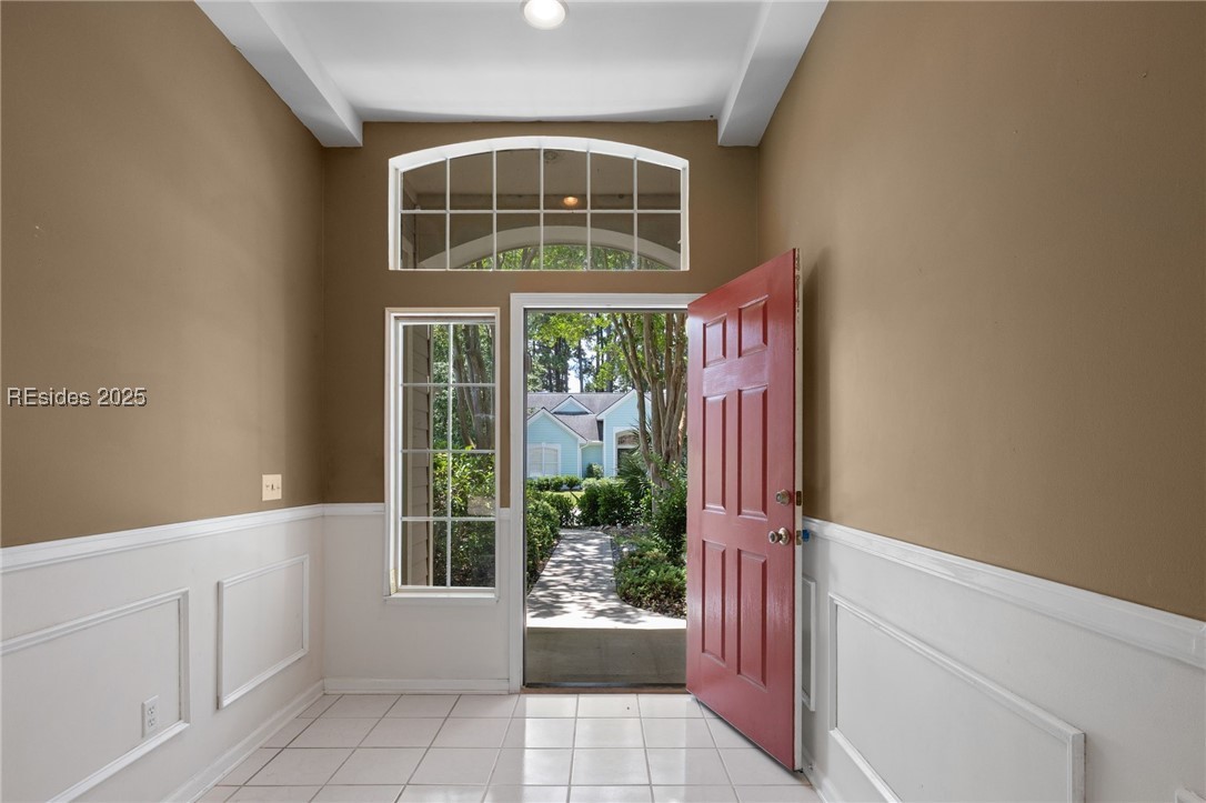 140 Robert E Lee Ln