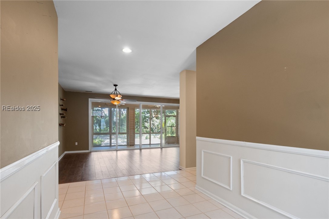 140 Robert E Lee Ln
