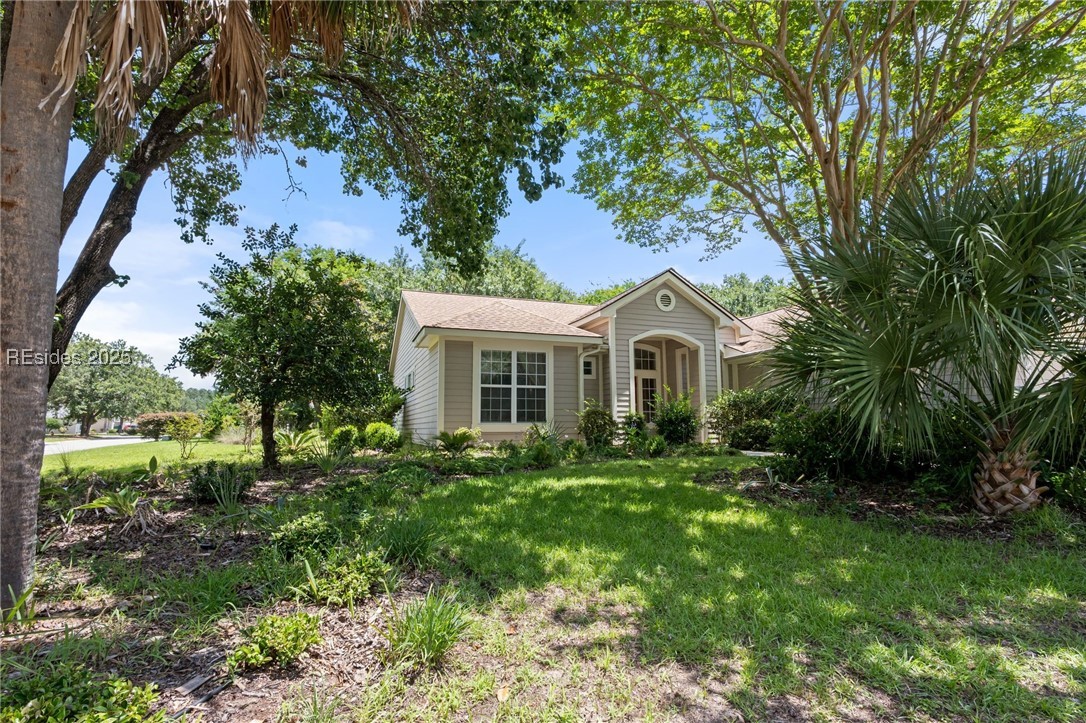 140 Robert E Lee Ln