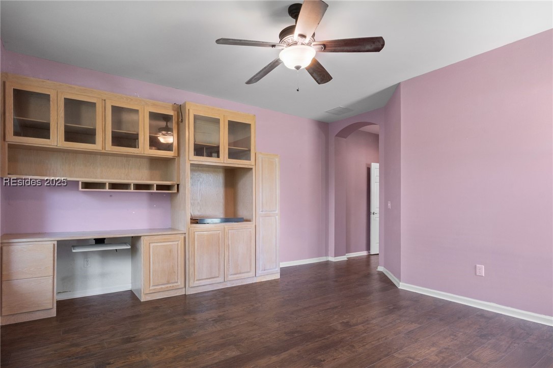 140 Robert E Lee Ln