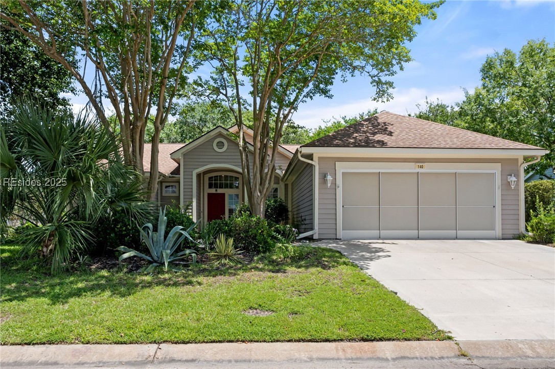 140 Robert E Lee Ln