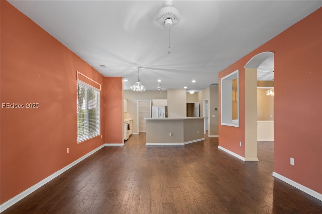 140 Robert E Lee Ln