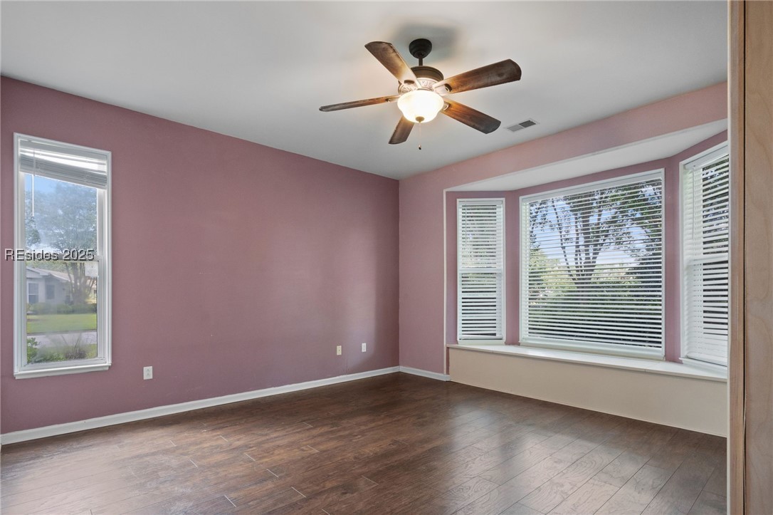 140 Robert E Lee Ln