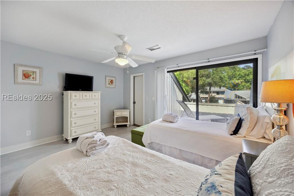 100 Shipyard Drive Unit: 203