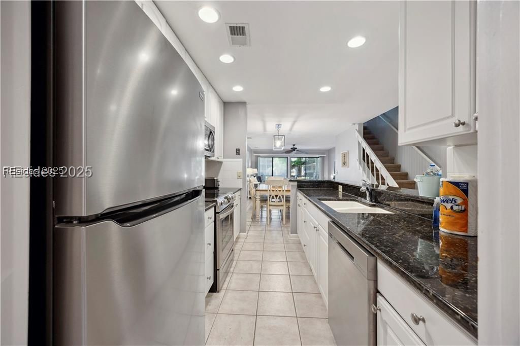 100 Shipyard Drive Unit: 203