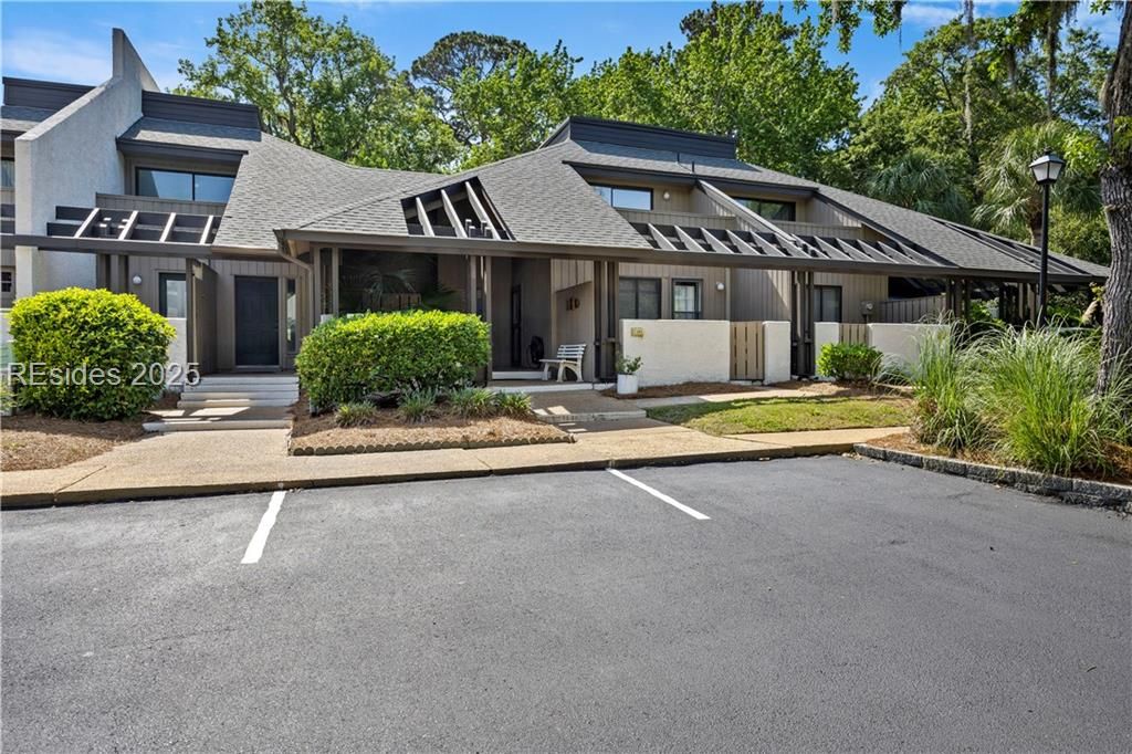 100 Shipyard Drive Unit: 203