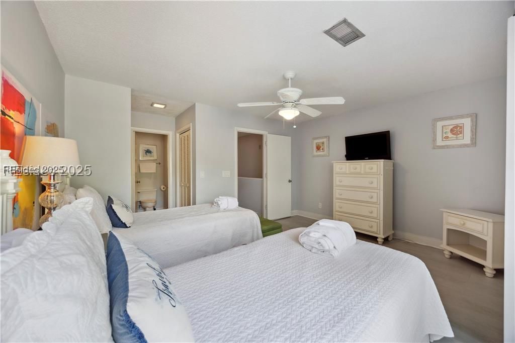 100 Shipyard Drive Unit: 203