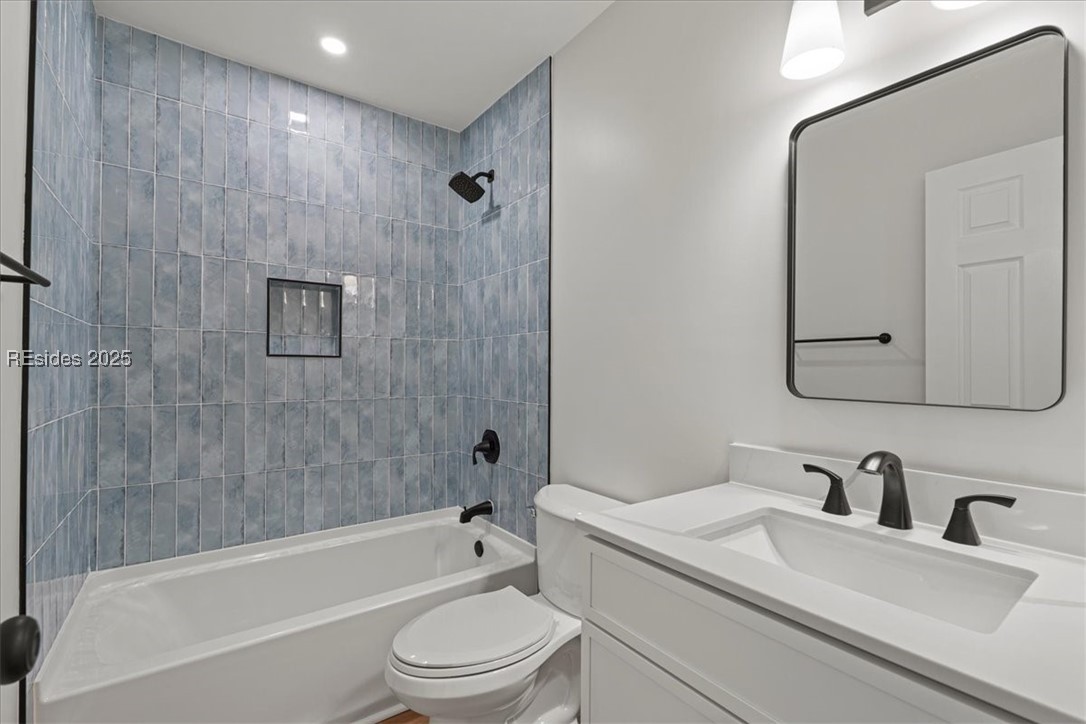 1807 Battery Park Drive