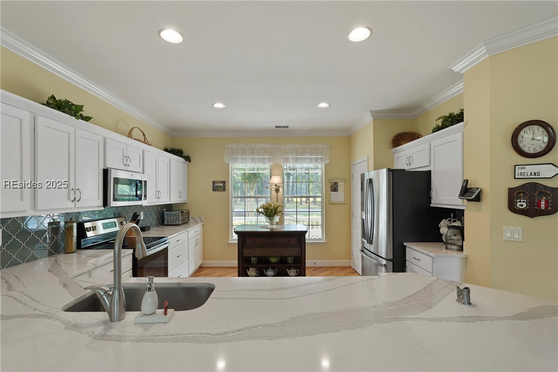 11 Argent Way