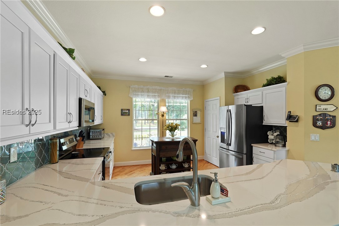 11 Argent Way