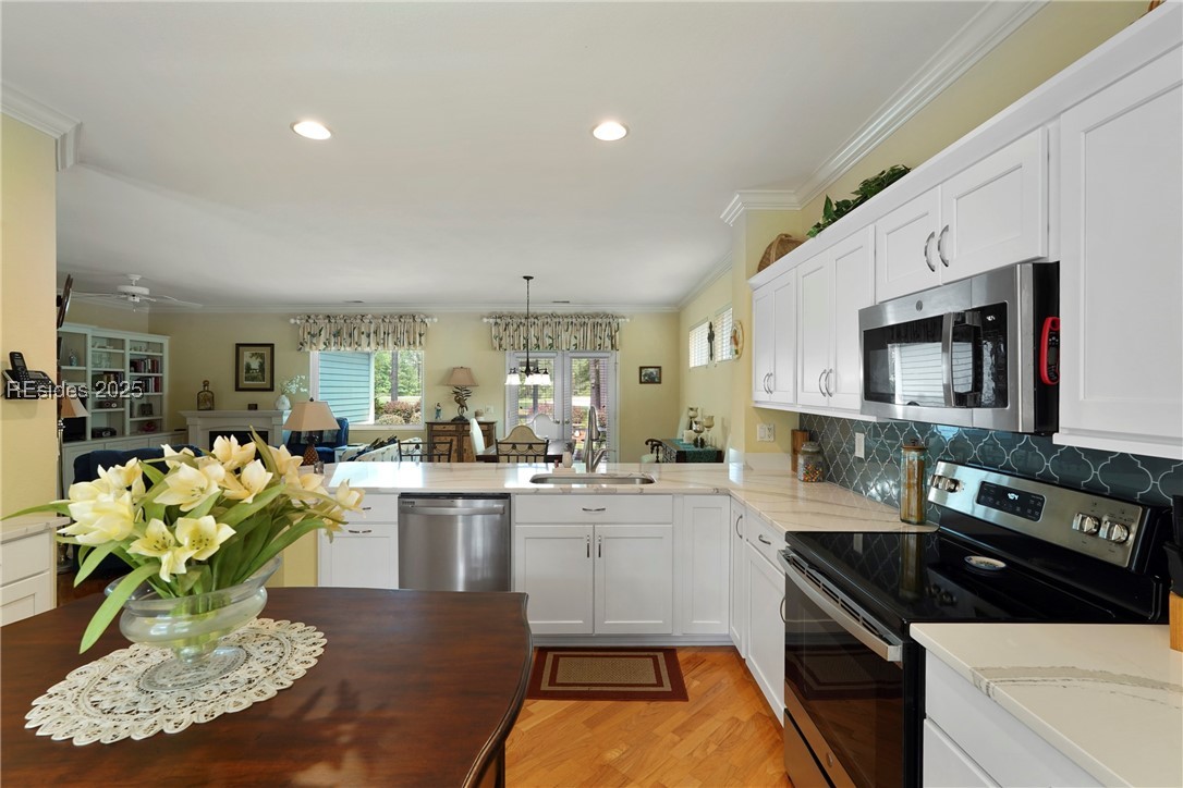 11 Argent Way