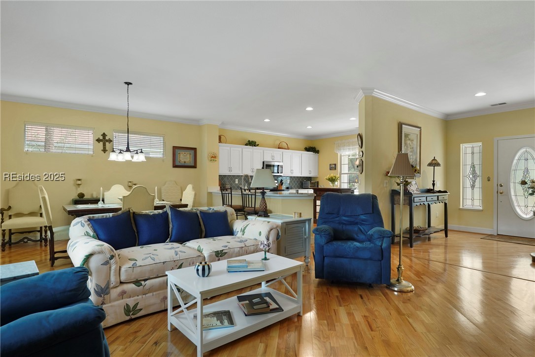 11 Argent Way
