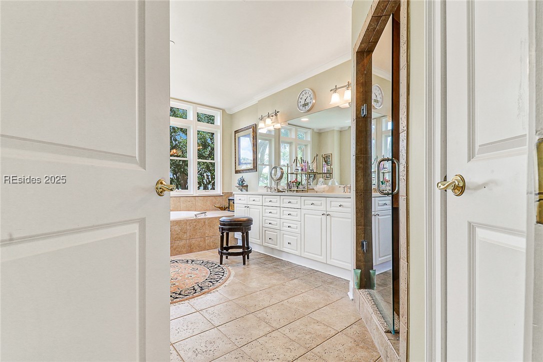 300 Grandview Court Unit: 322