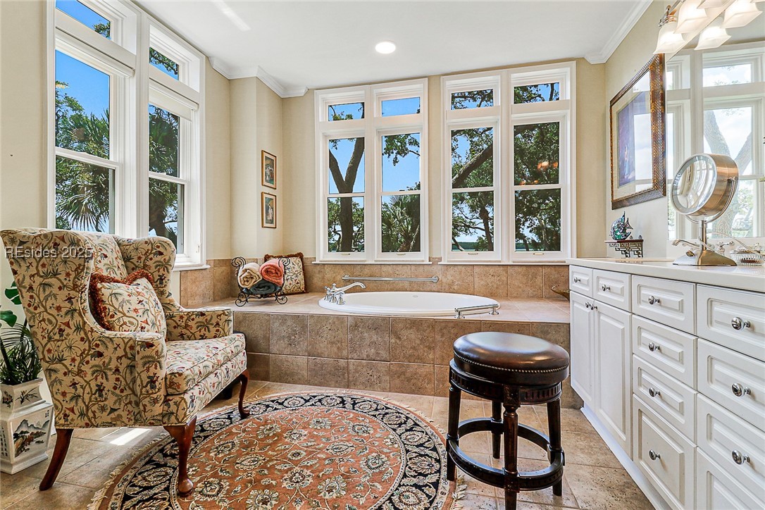 300 Grandview Court Unit: 322