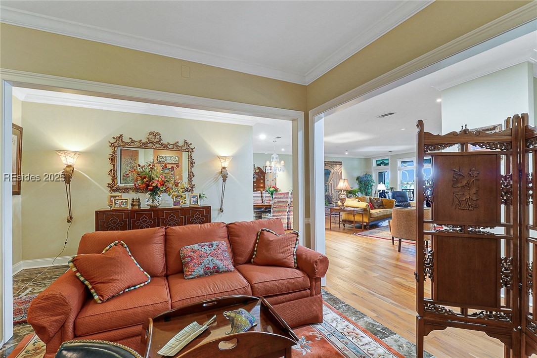 300 Grandview Court Unit: 322