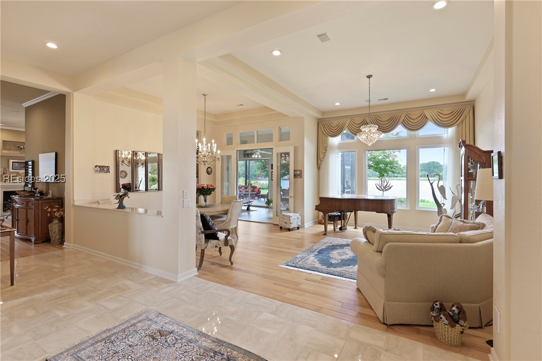 102 Lake Somerset Circle