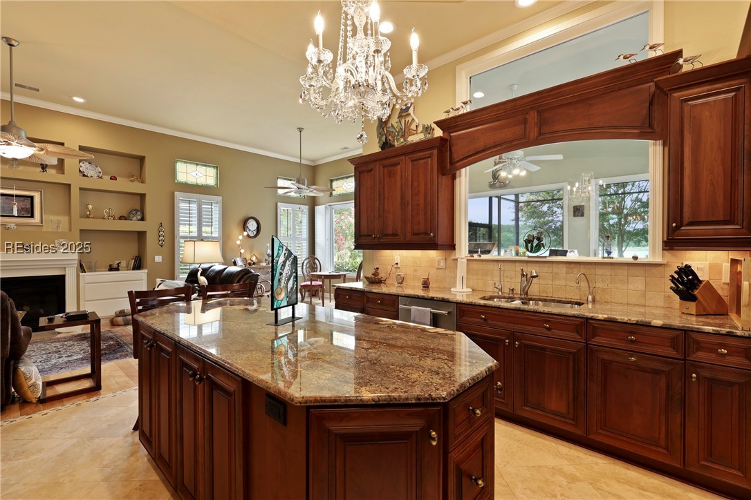 102 Lake Somerset Circle